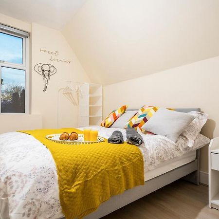 Deluxe 2-Bedroom Flat With Free Parking バーミンガム エクステリア 写真